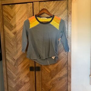 FreePeople  baby tee long sleeve color blocked women’s long sleeve - L